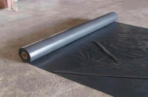 Вторичная плёнка под стяжку пола: зачем нужна, какую выбрать и как правильно укладывать